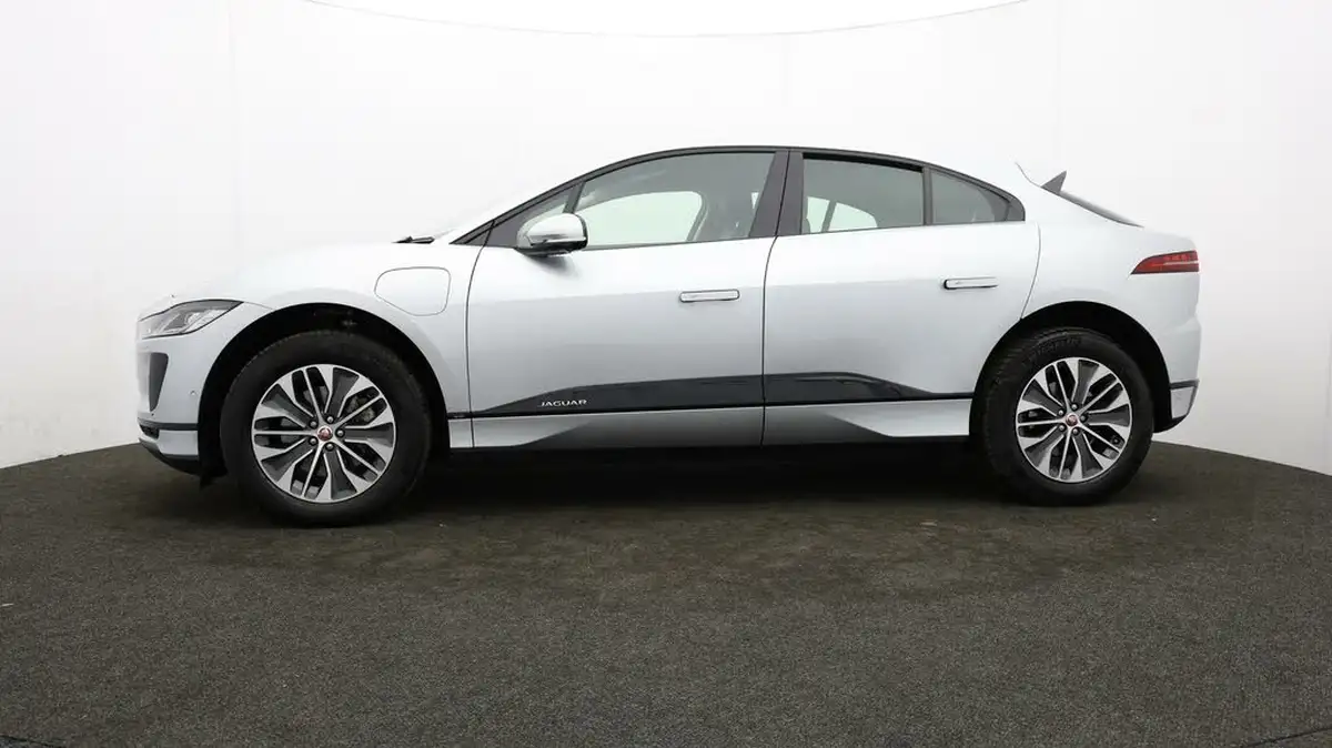 2021-jaguar-i-pace-ev400-se-big-58
