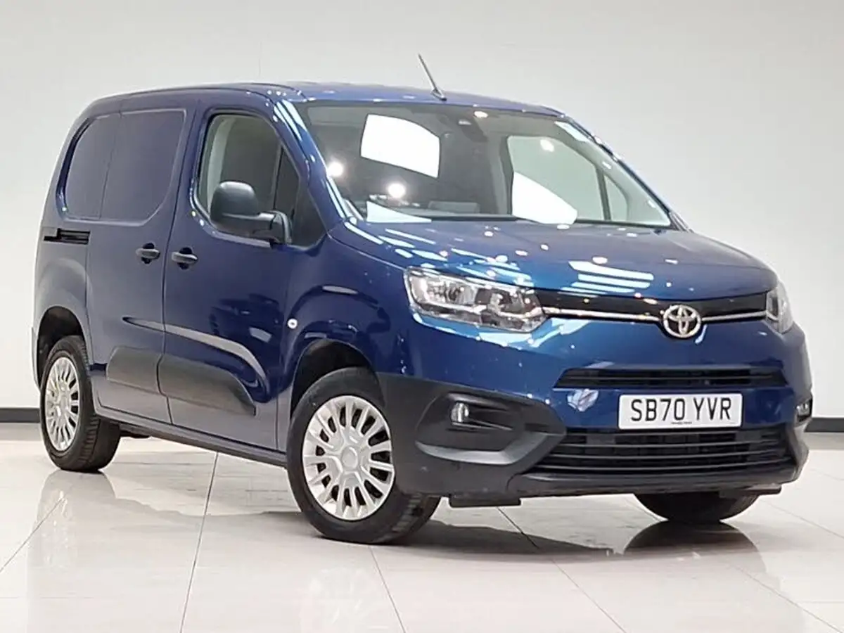 2021-toyota-proace-city-15d-icon-100hpeu6dt-e-l1-big-0