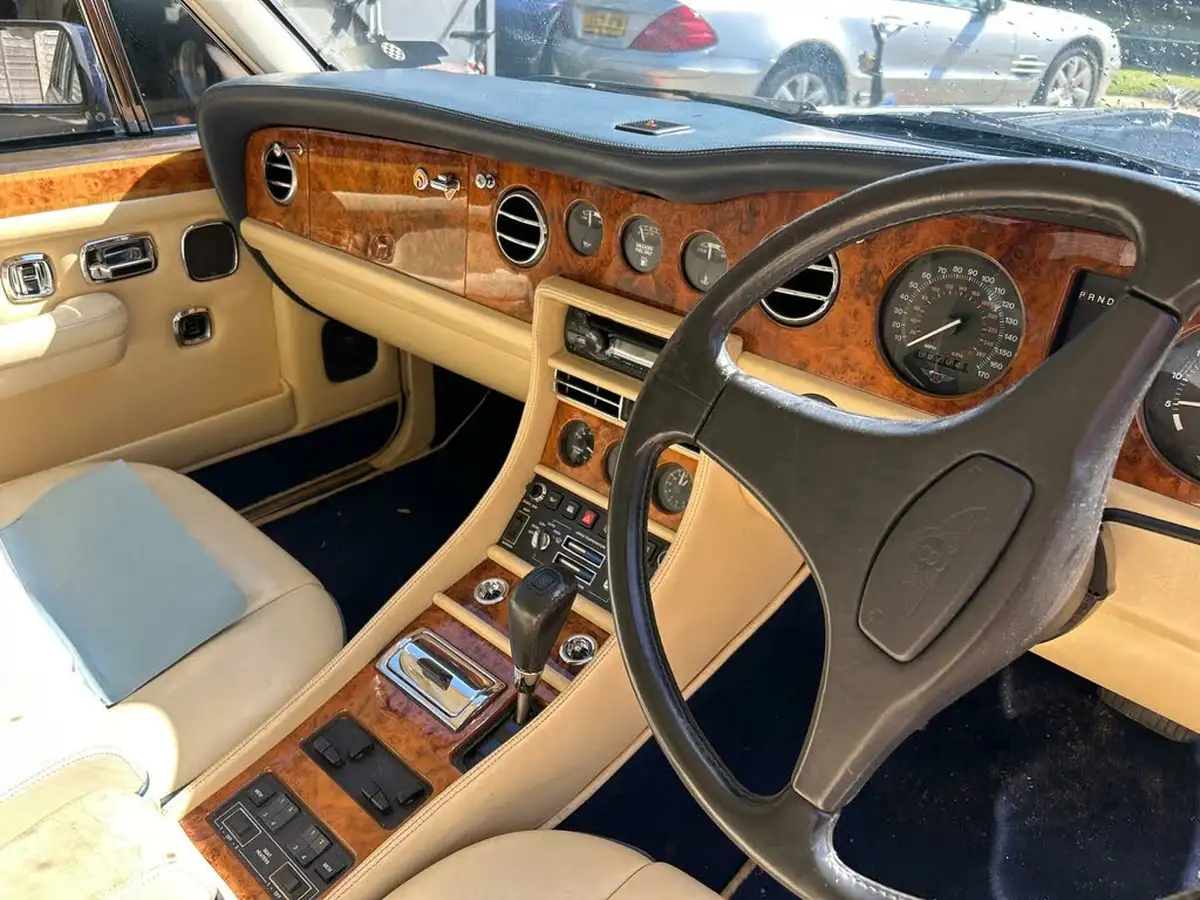 1993-bentley-turbo-r-68-lwb-big-17