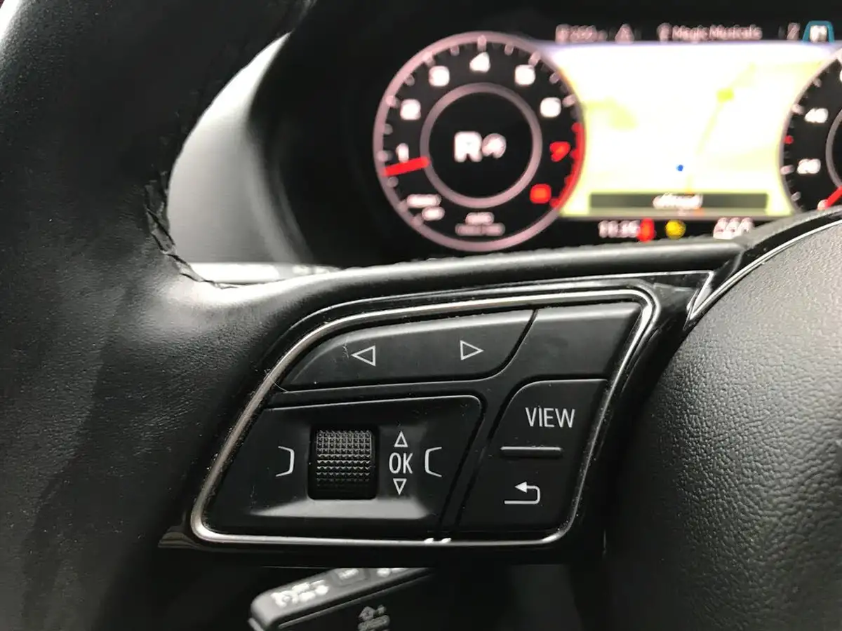 2022-audi-q2-15-35-tfsi-sport-s-tronic-big-23