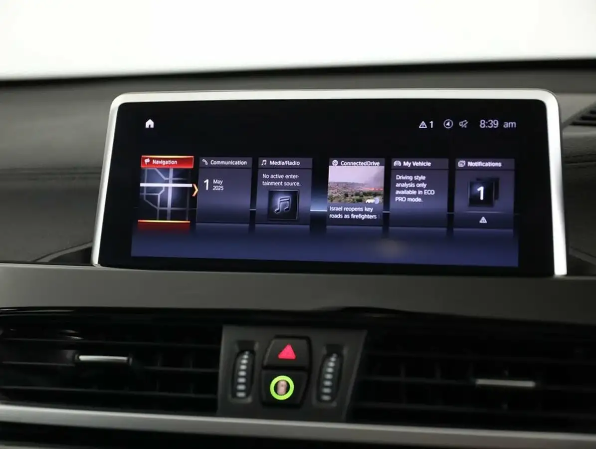 2022-bmw-x1-20-sdrive20i-xline-big-38