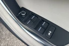 2019-jaguar-xe-20d-r-dynamic-se-small-30