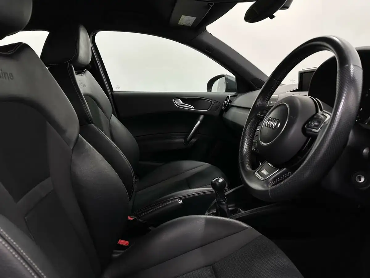 2018-audi-a1-16tdi-s-line-nav-sportback-5d-big-27