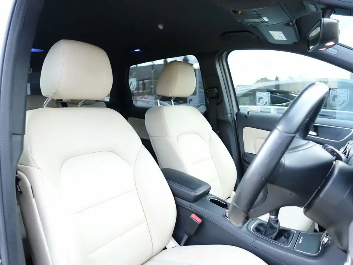 2015-mercedes-benz-b-class-21cdi-b200-sport-executive-big-2