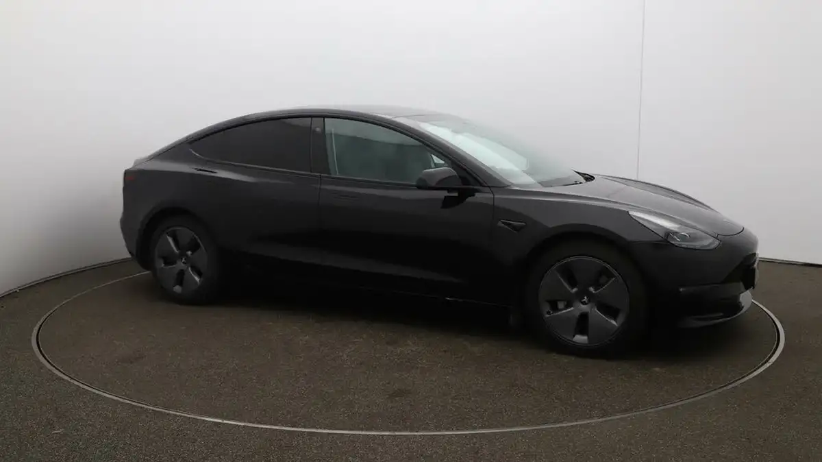 2021-tesla-model-3-e-long-range-4x4-big-38
