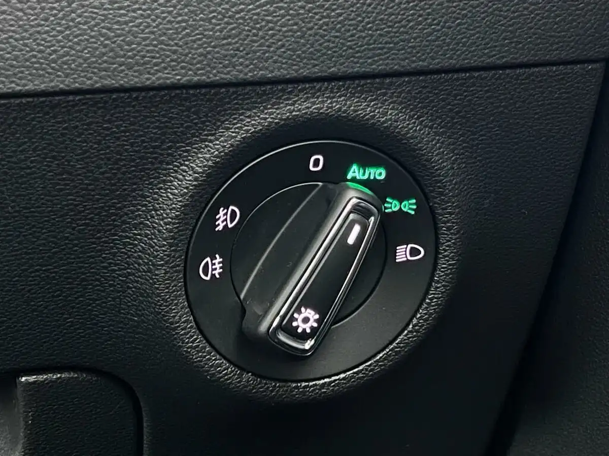 2021-skoda-karoq-15-tsi-se-l-dsg-big-22