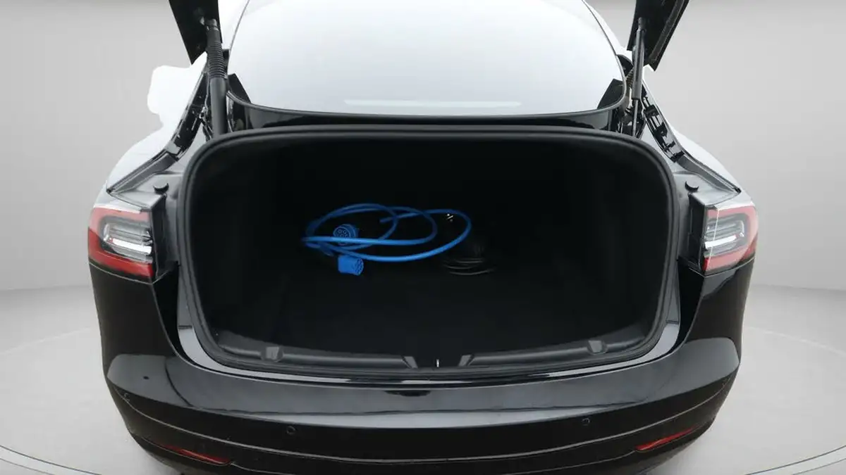2021-tesla-model-3-e-long-range-4x4-big-17