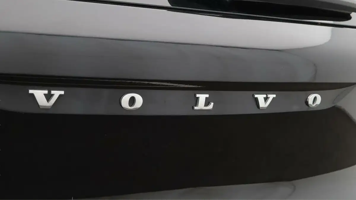 2021-volvo-xc40-20-b4-inscription-pro-197bhp-geartronic-big-21