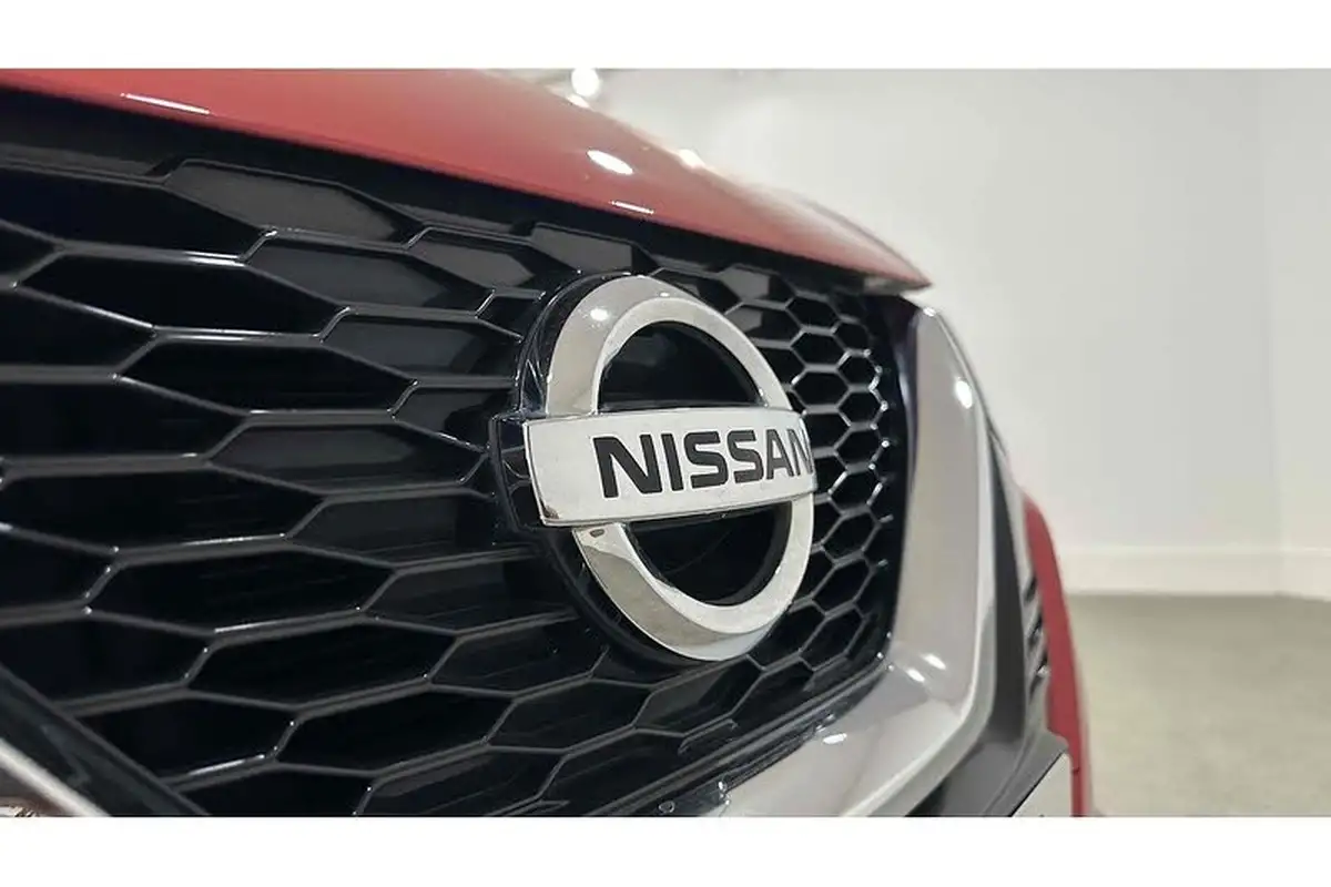 2018-nissan-qashqai-13-dig-t-visia-big-14