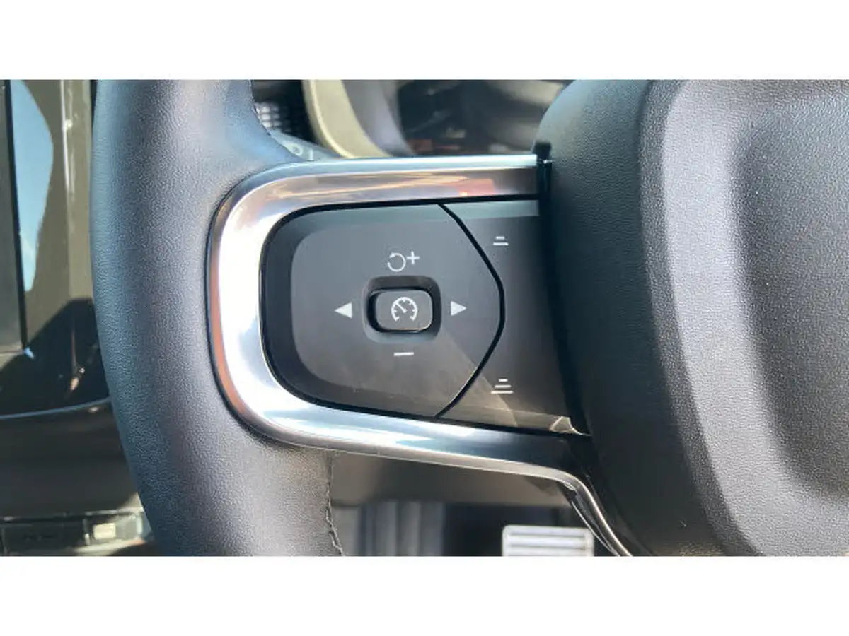 2021-volvo-xc40-15-t3-r-design-161bhp-auto-big-26