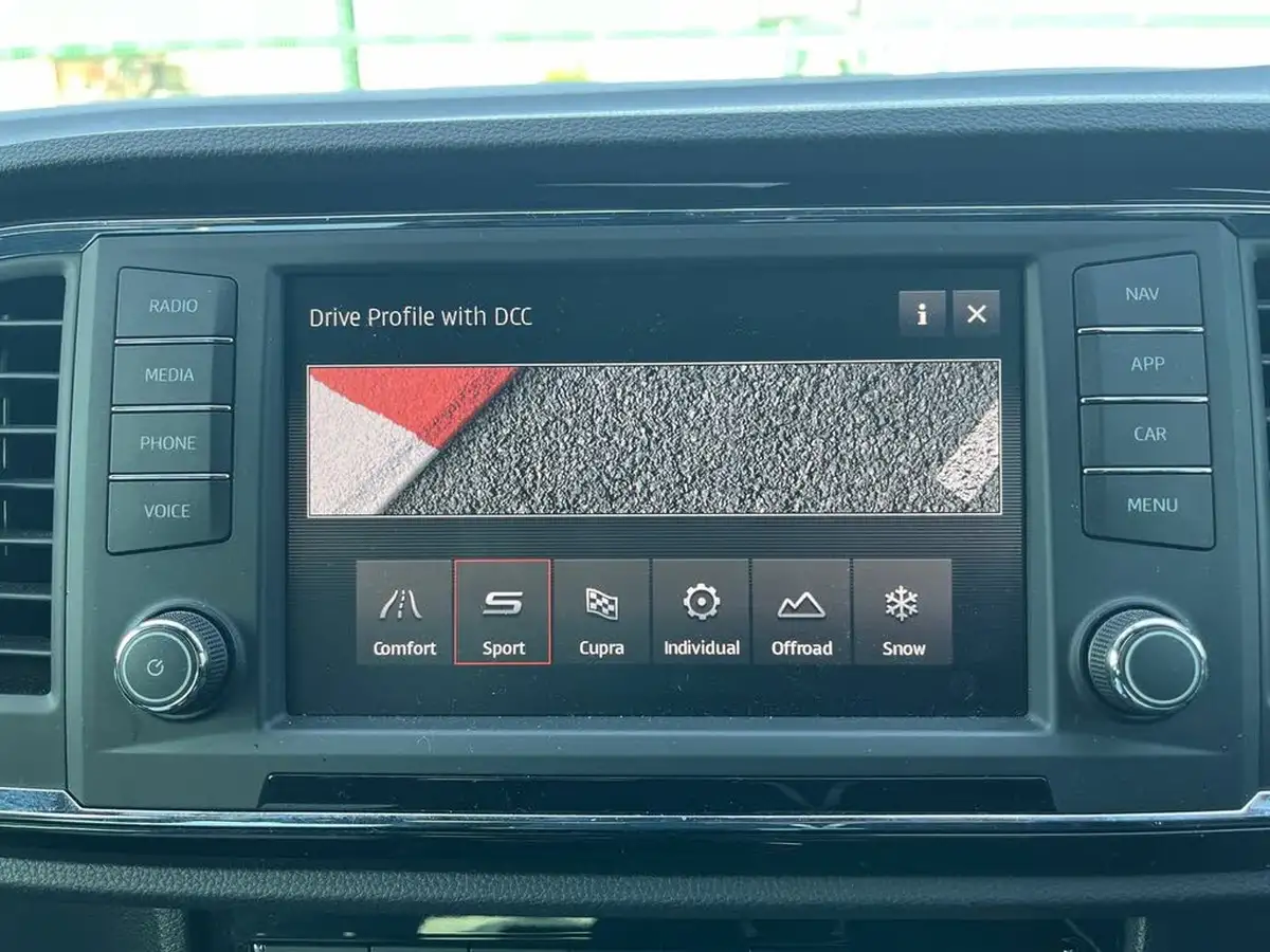 2019-seat-cupra-ateca-20-tsi-big-17