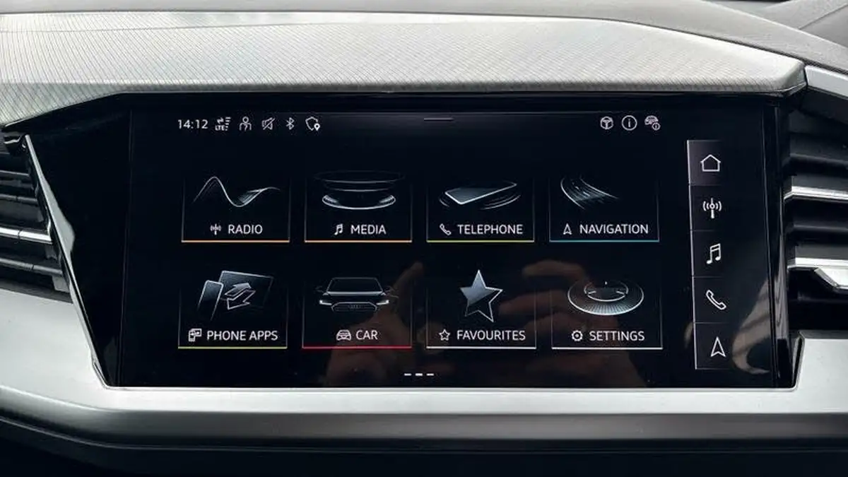 2024-audi-q4-e-tron-45e-sport-station-wagon-auto-big-6