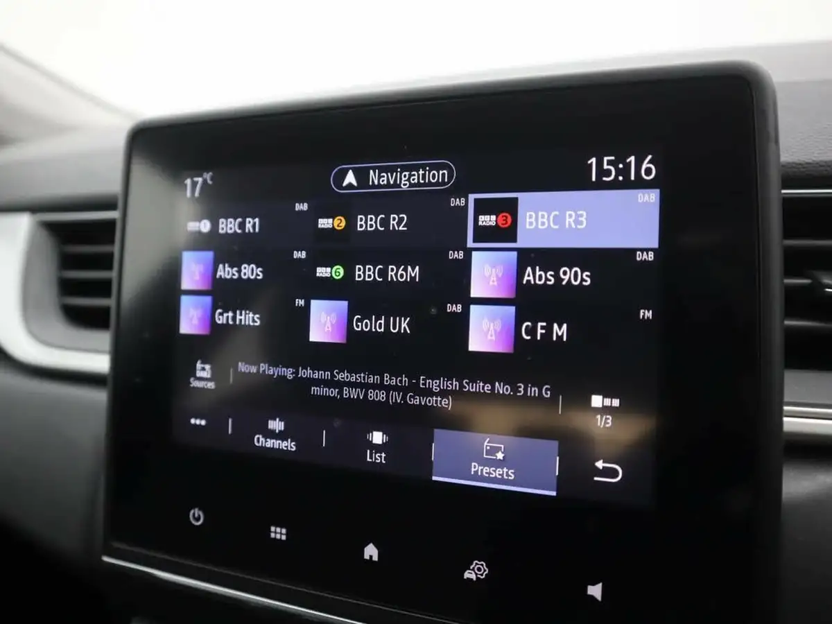 2022-renault-captur-10-tce-techno-big-12