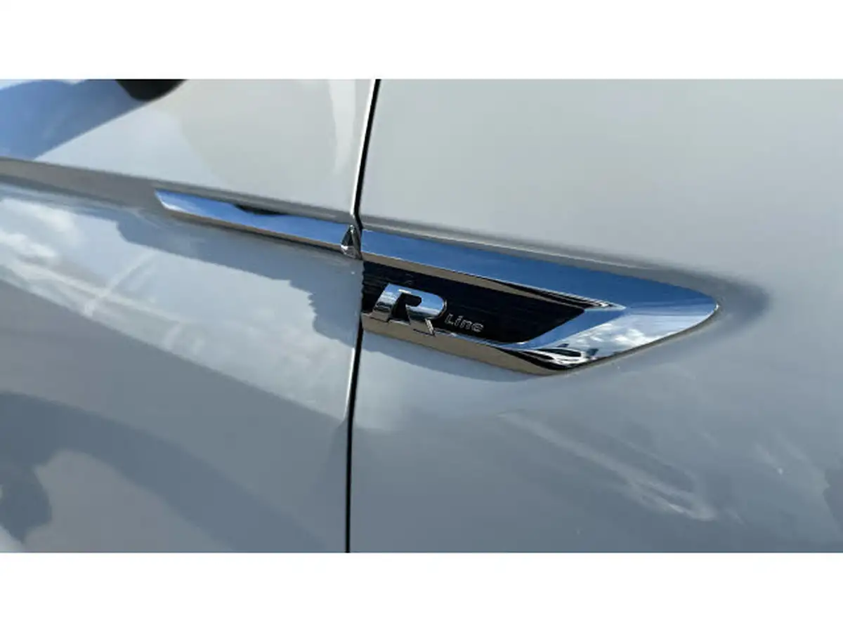 2020-volkswagen-tiguan-20tdi-r-line-tech-150ps-dsg-big-20