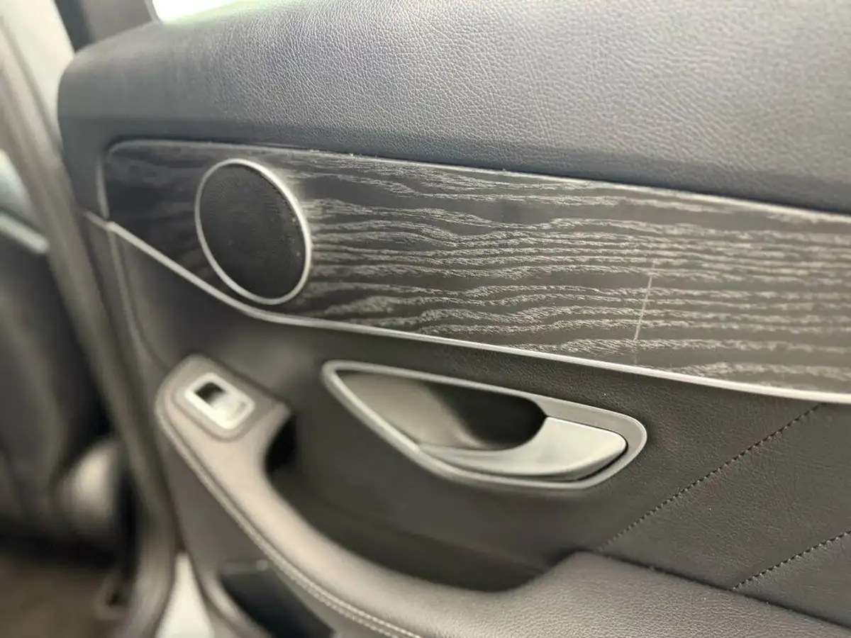 2019-mercedes-benz-c-class-20d-c300d-amg-line-245ps-ss-estate-5d-big-49