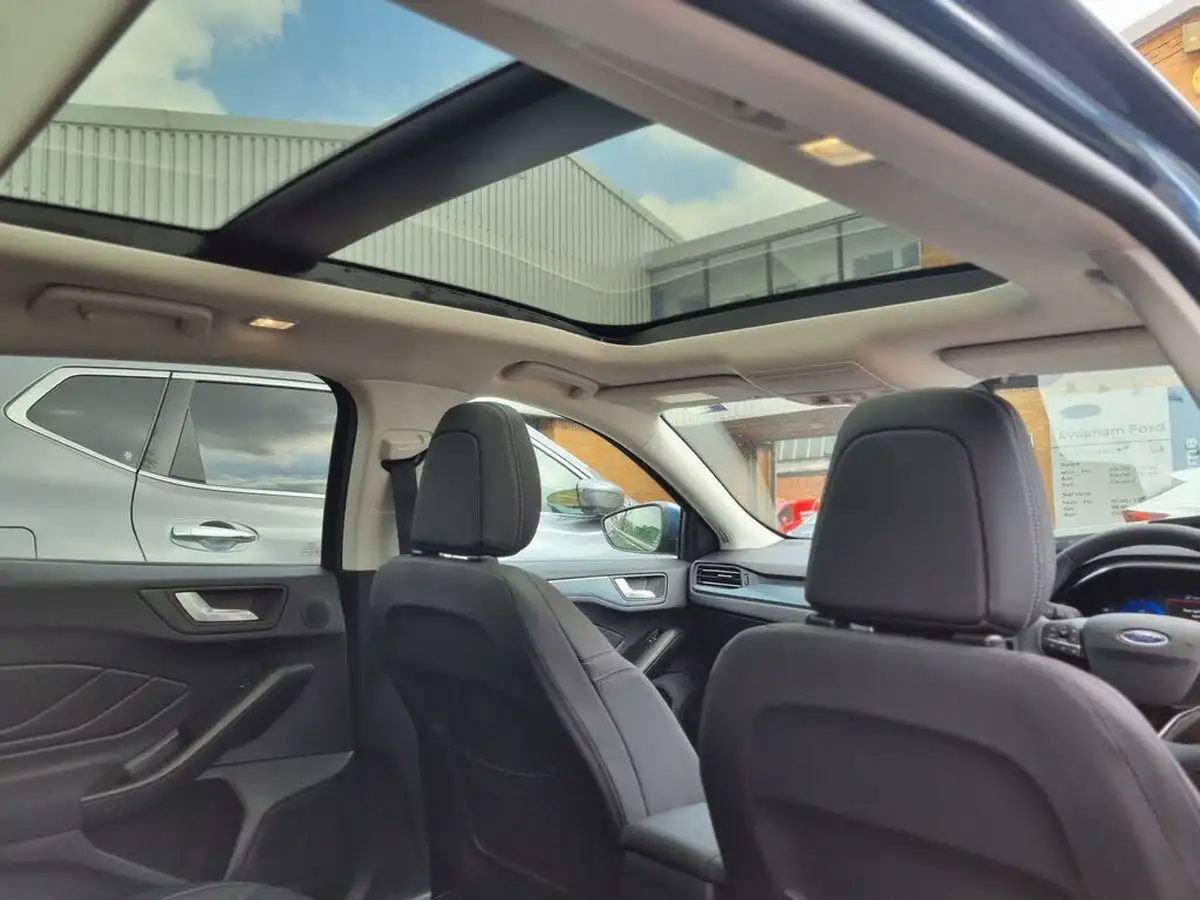 2024-ford-focus-10t-active-x-125ps-estate-big-14