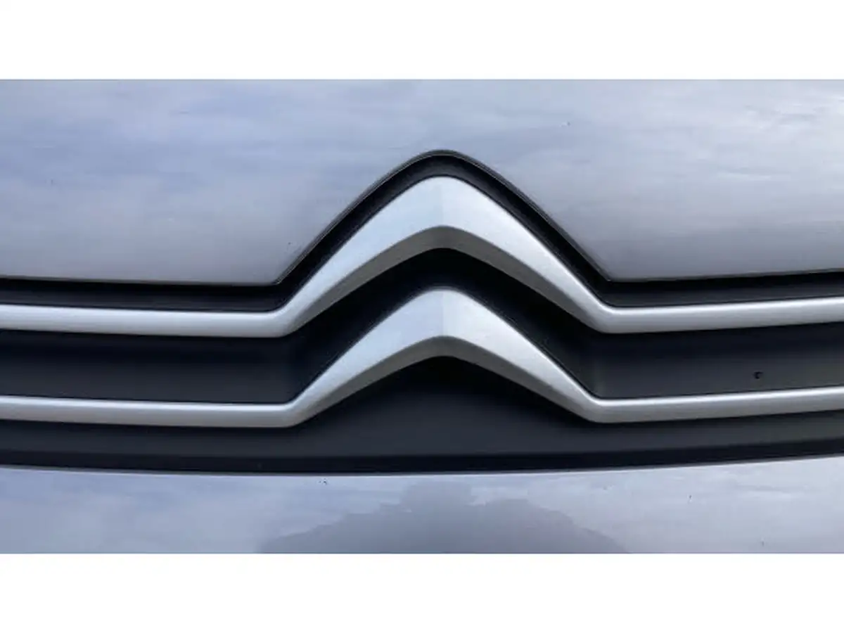 2021-citroen-berlingo-15bluehdi-1000-driver-130pseu6dt-e-ss-eat8-big-7