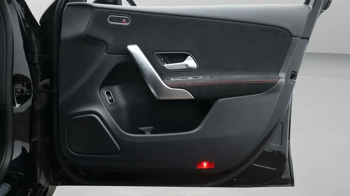 2021-mercedes-benz-a-class-20d-a220d-amg-line-executive-saloon-4d-big-15