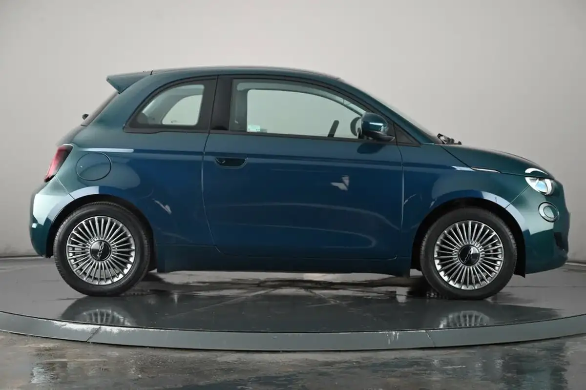 2022-fiat-500-e-icon-117bhp-big-2