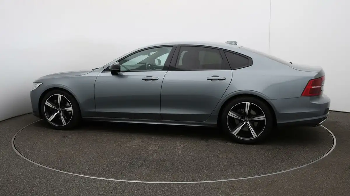 2020-volvo-s60-20-b5-r-design-big-50