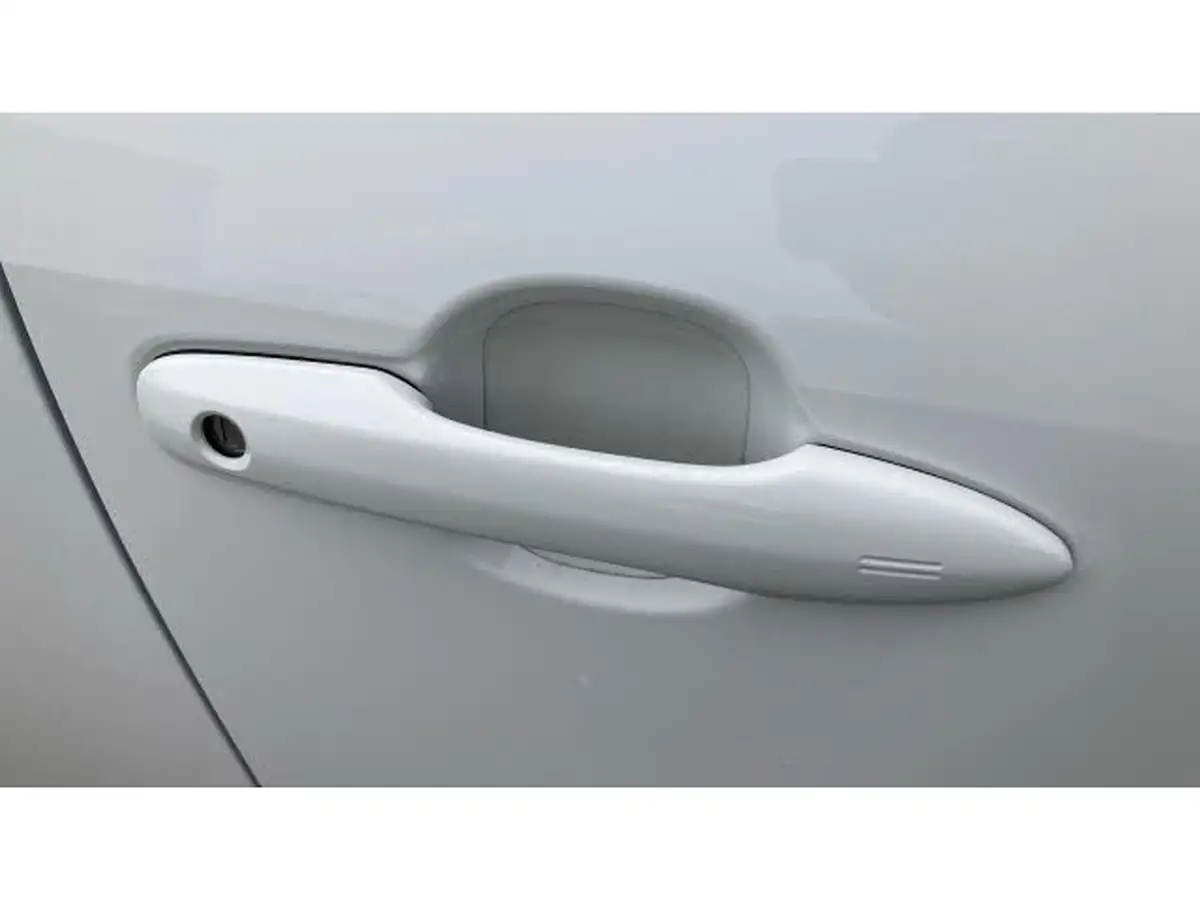 2023-toyota-yaris-cross-15-vvt-i-icon-big-29