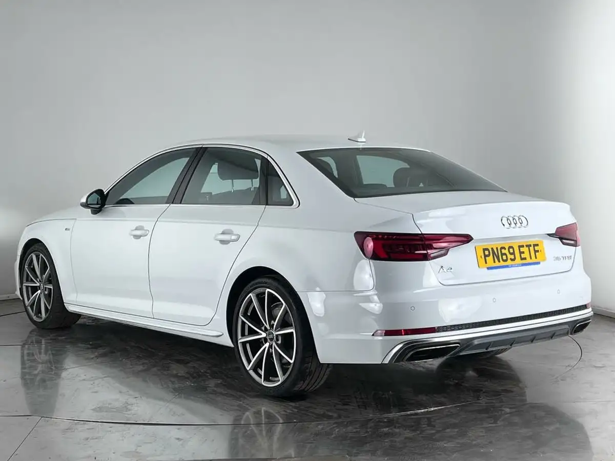 2019-audi-a4-20-35-tfsi-s-line-big-3