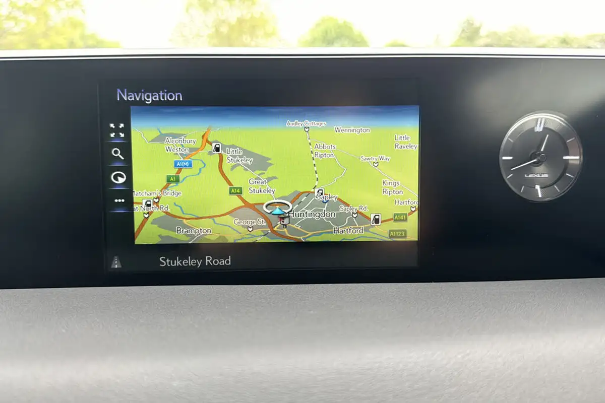 2020-lexus-ux-250h-20-ux-premium-pack-with-navigation-big-38
