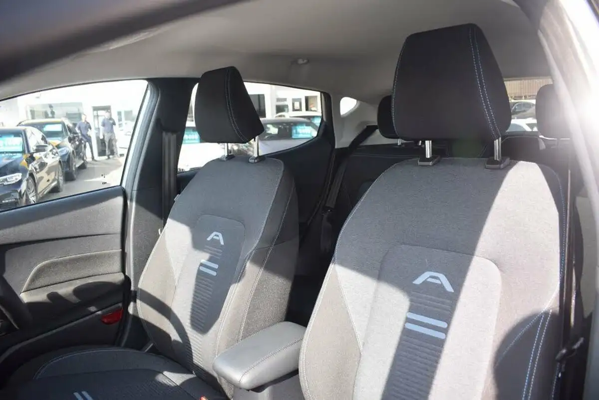 2022-ford-fiesta-10t-active-125ps-hybrid-mhev-powershift-big-6