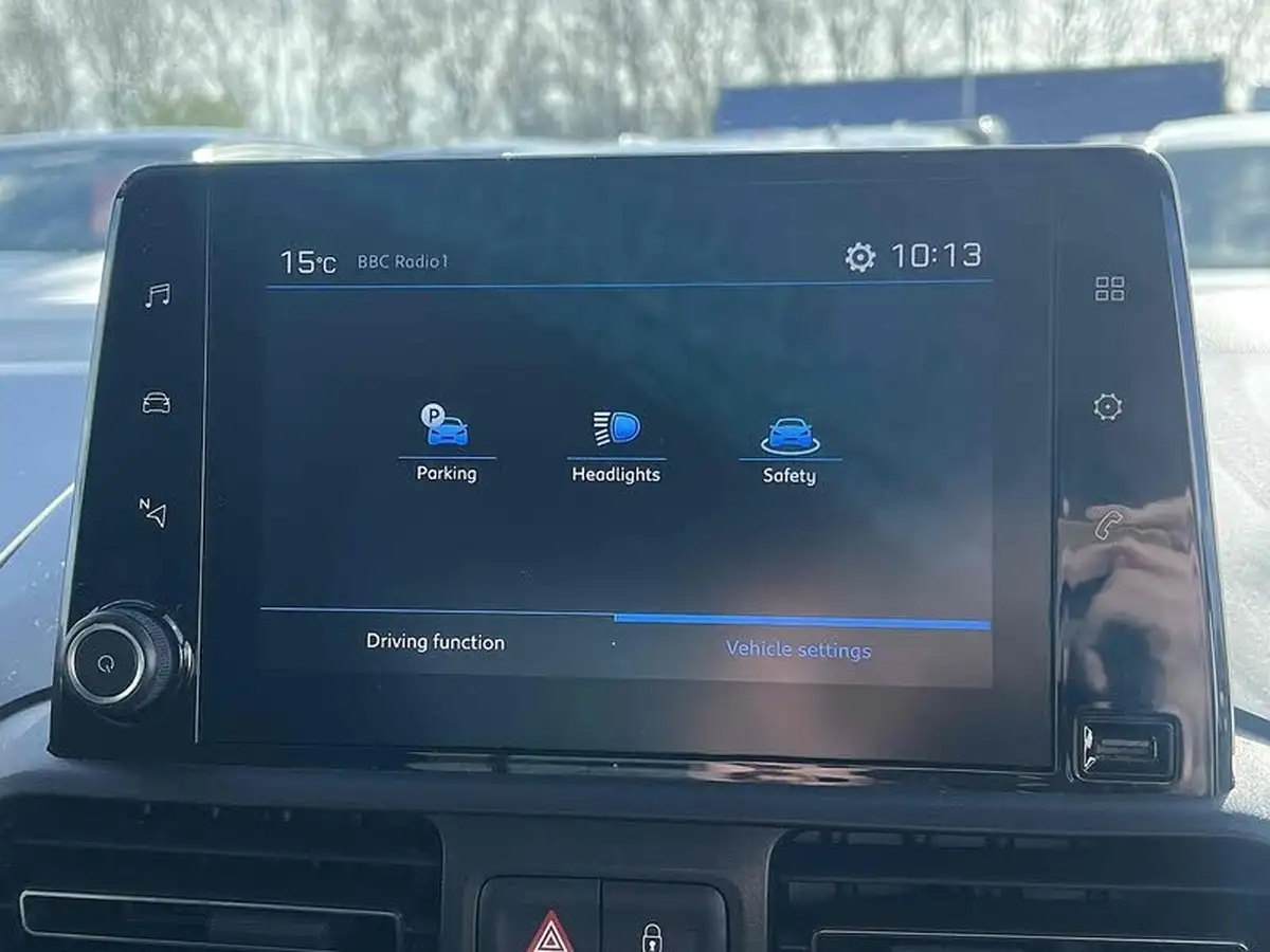 2019-peugeot-rifter-15-bluehdi-allure-100bhp-standard-big-27