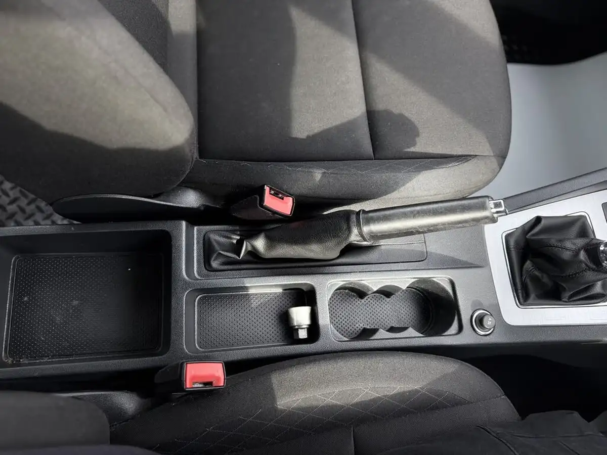 2020-skoda-octavia-10-tsi-s-hatchback-big-41