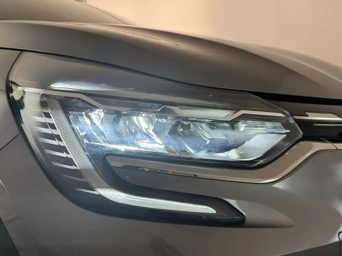 2022-renault-captur-13-tce-rs-line-edc-auto-big-48
