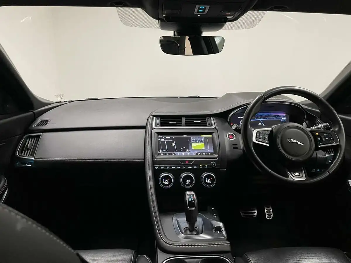 2020-jaguar-e-pace-20-i4d-r-dynamic-hse-180ps-big-23