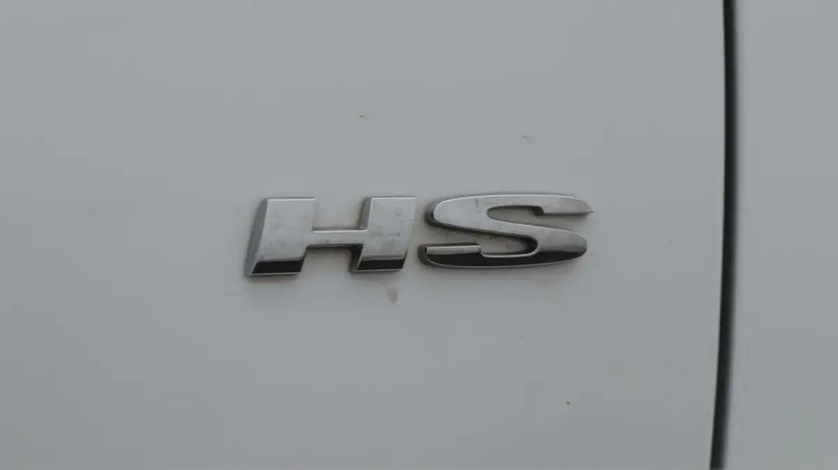 2022-mg-hs-15t-gdi-exclusive-162ps-big-23