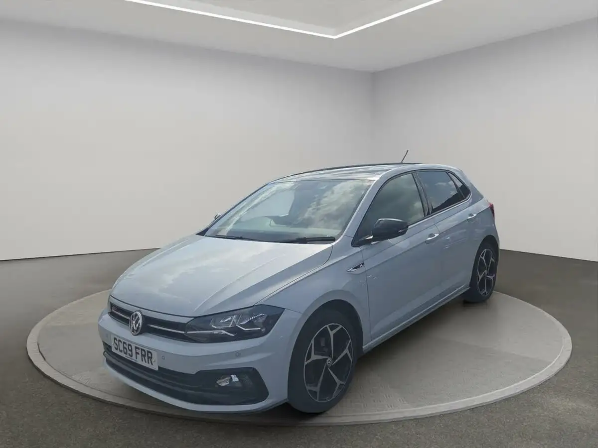 2020-volkswagen-polo-10-tsi-r-line-115ps-big-2
