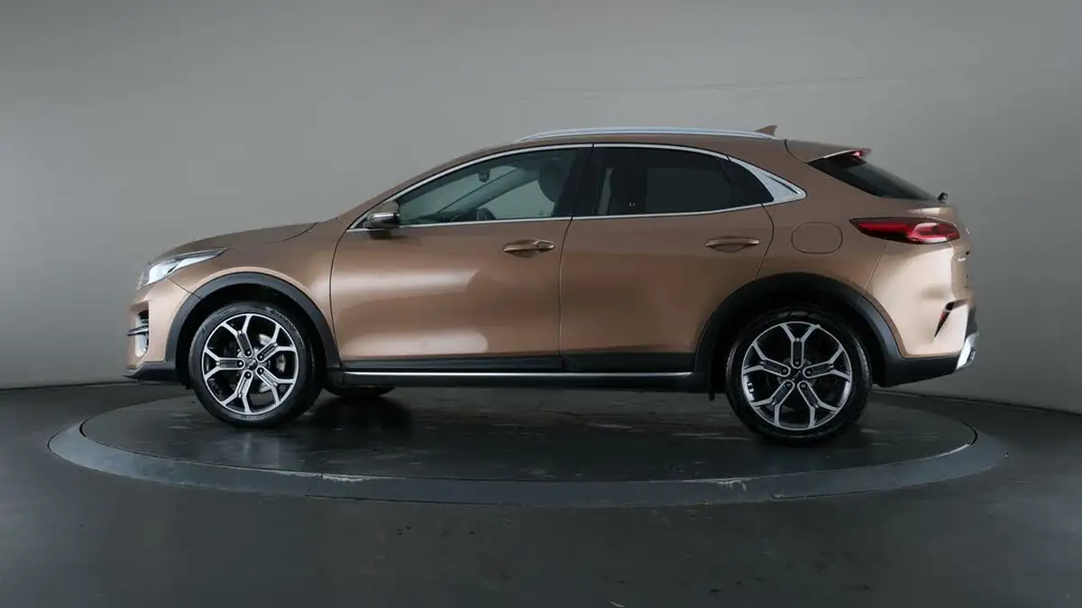 2022-kia-xceed-15-t-gdi-3-big-27