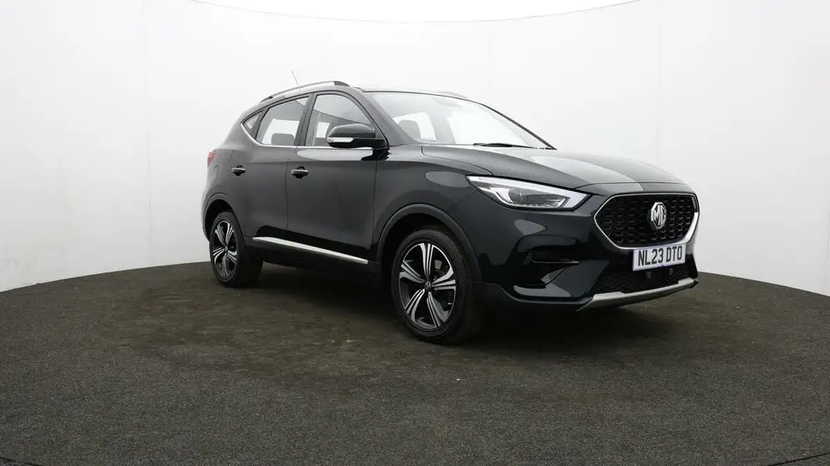 2023-mg-zs-suv-10t-gdi-excite-big-38