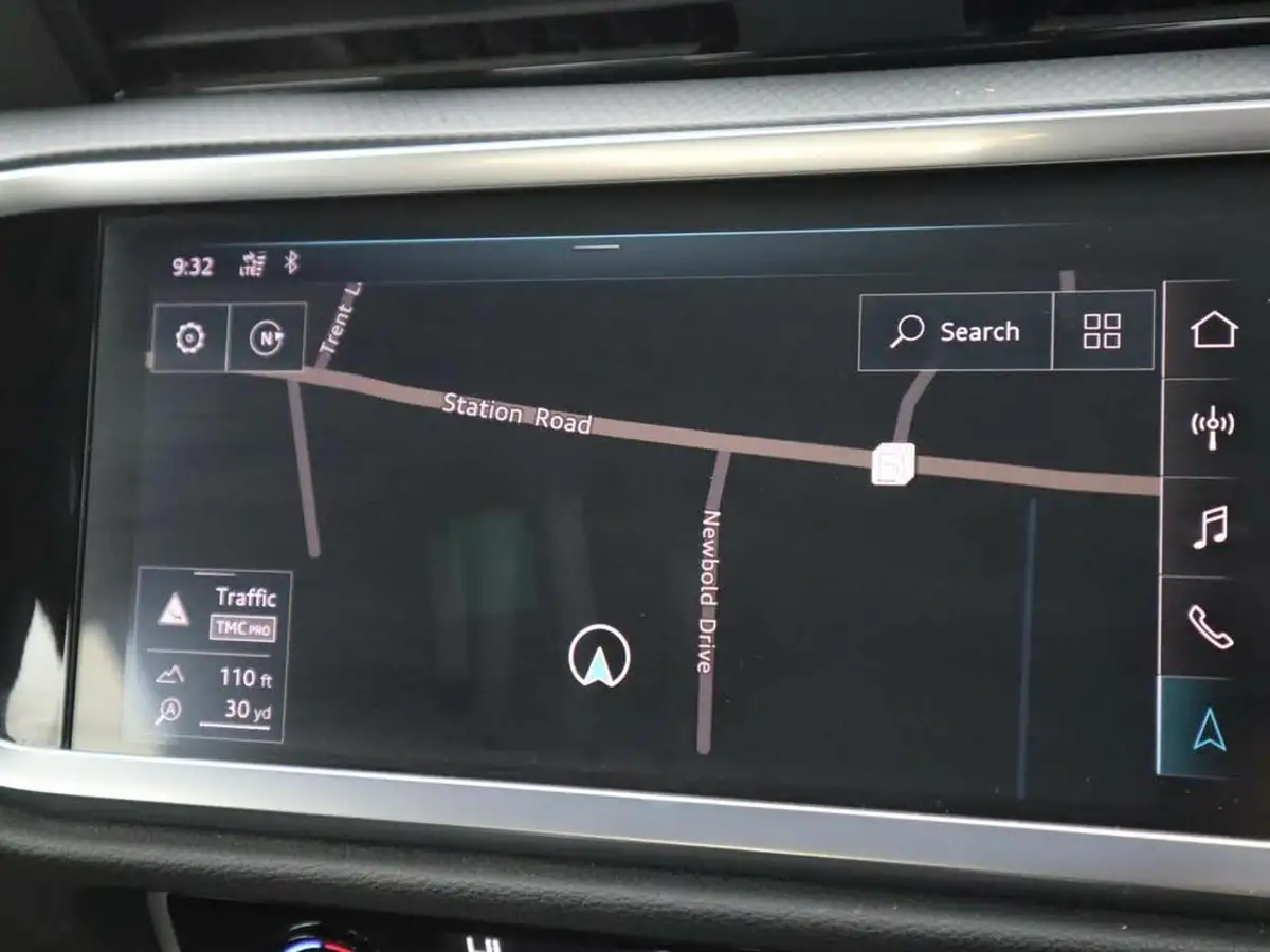 2019-audi-q3-20-35-tdi-sport-station-wagon-quattro-big-16