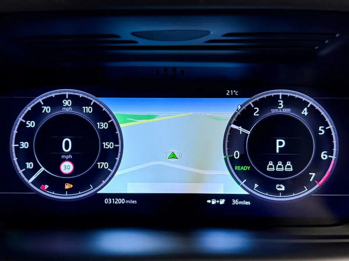 2021-land-rover-discovery-sport-15-p300e-r-dynamic-se-big-38