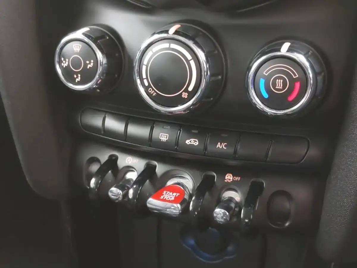 2022-mini-cooper-15-one-classic-3d-big-11