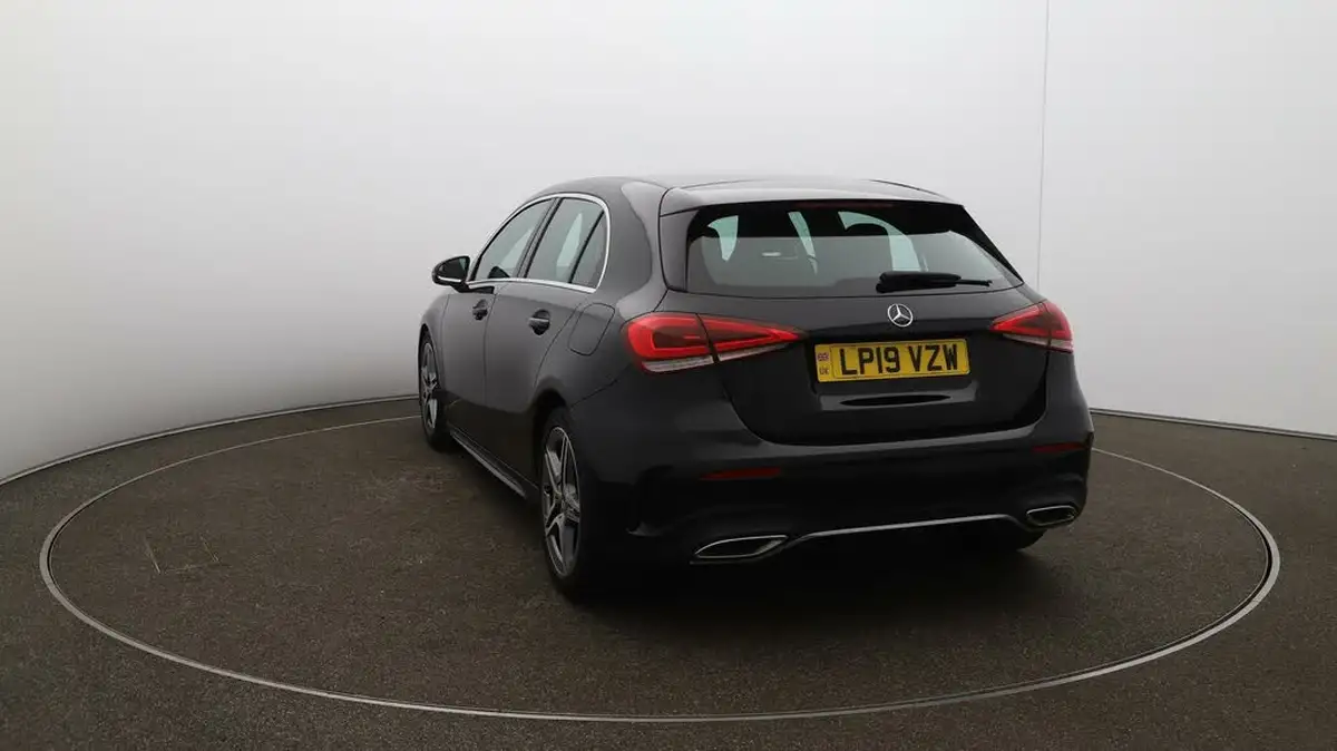 2019-mercedes-benz-a-class-13-a180-amg-line-hatchback-5d-big-50