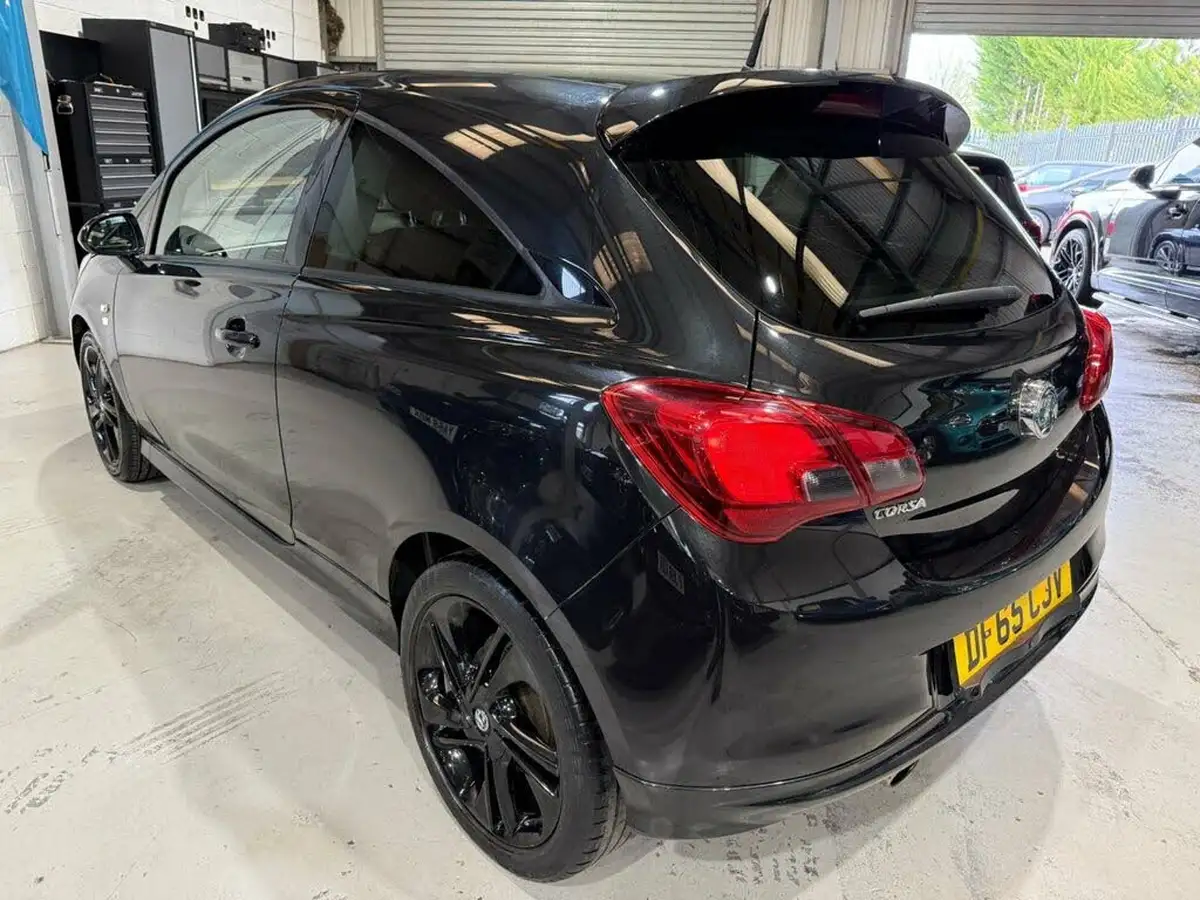 2015-vauxhall-corsa-12-limited-edition-3d-big-4