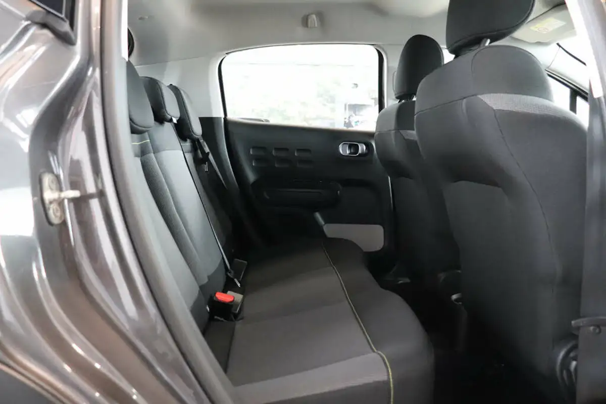 2018-citroen-c3-12-puretech-flair-110ps-ss-eat6-big-23