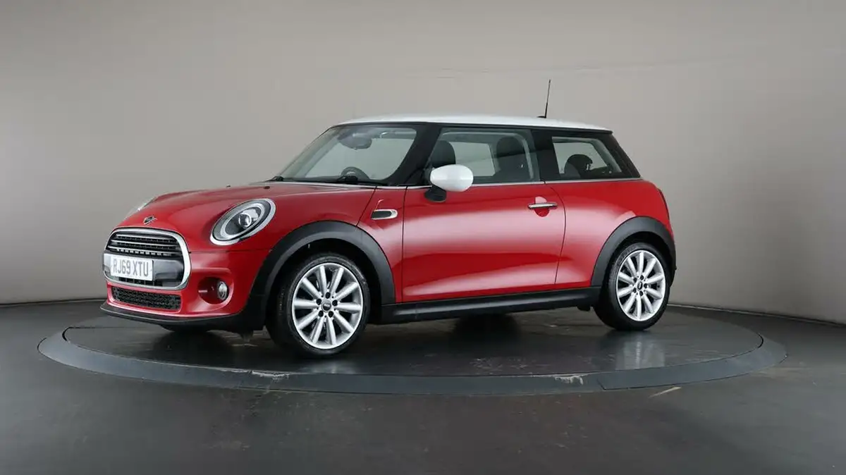 2020-mini-cooper-15-cooper-classic-hatchback-3d-big-33