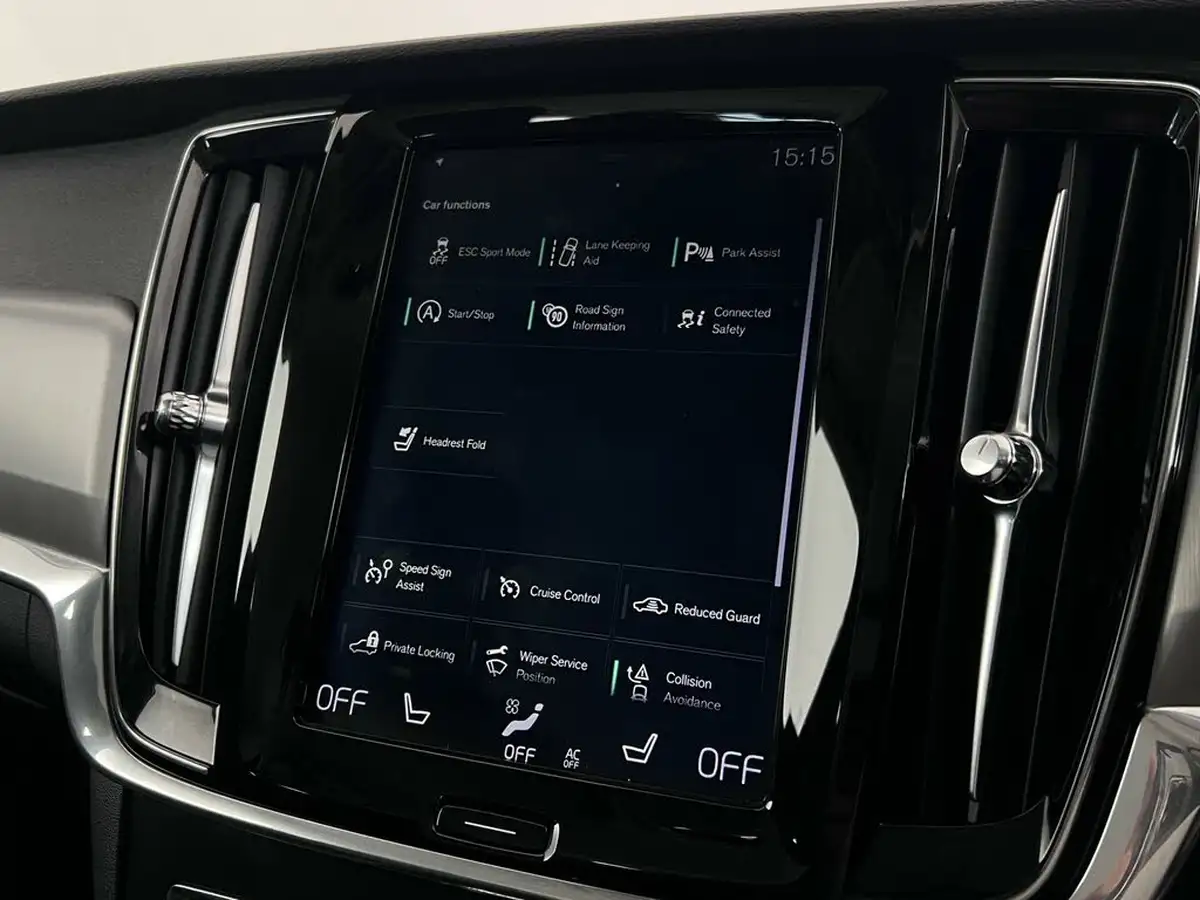 2018-volvo-v90-20td-d4-momentum-big-26