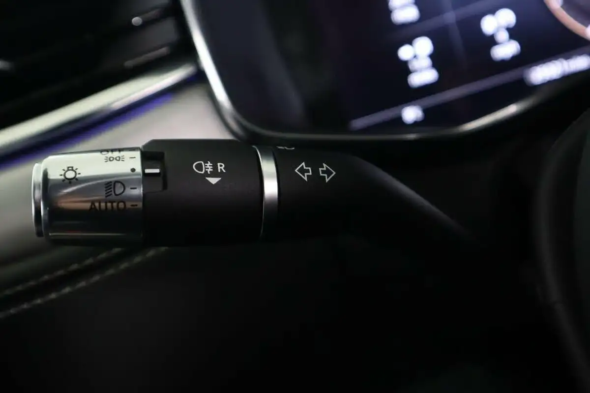 2021-jaguar-f-pace-20-d200-r-dynamic-s-mhev-big-16