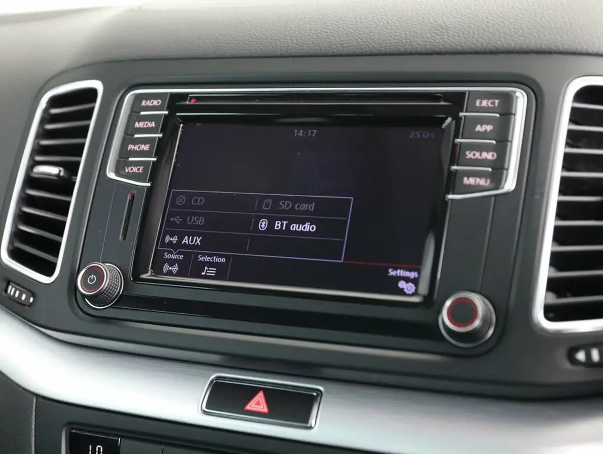 2017-volkswagen-sharan-20tdi-se-150ps-ss-big-35