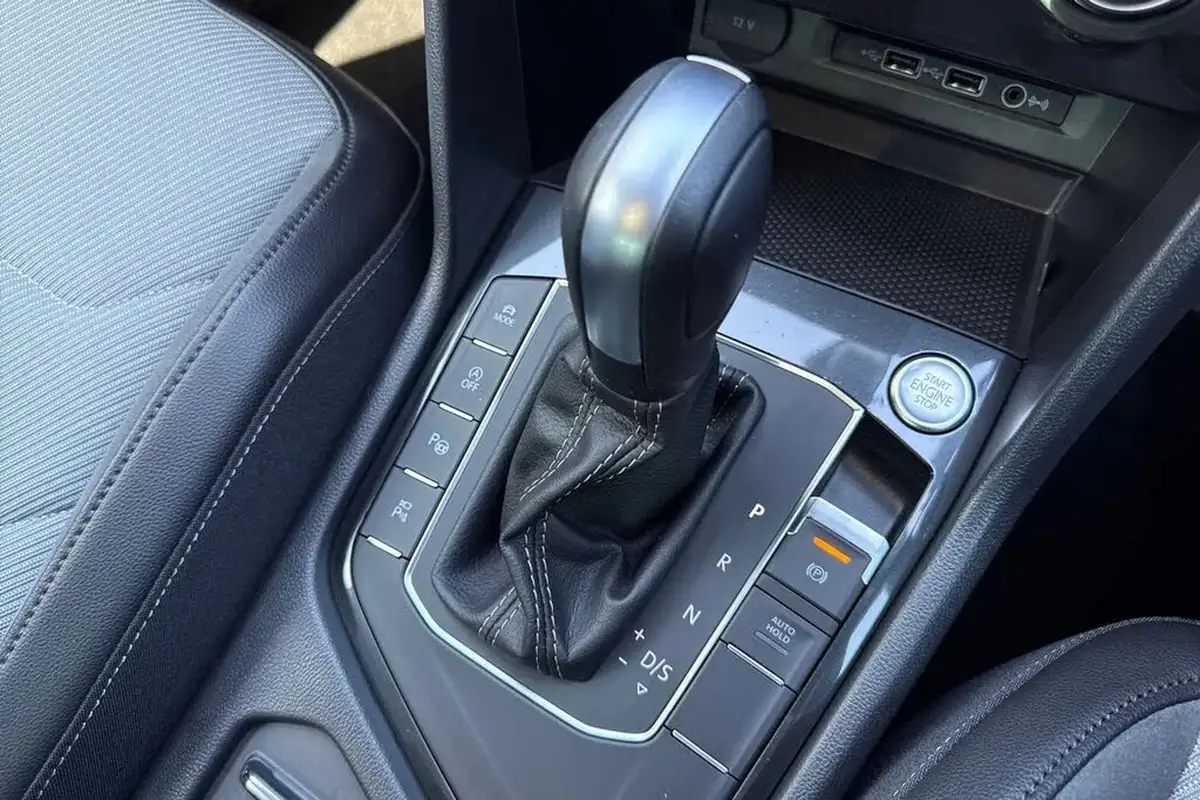 2020-volkswagen-tiguan-20tdi-r-line-tech-150ps-dsg-big-22
