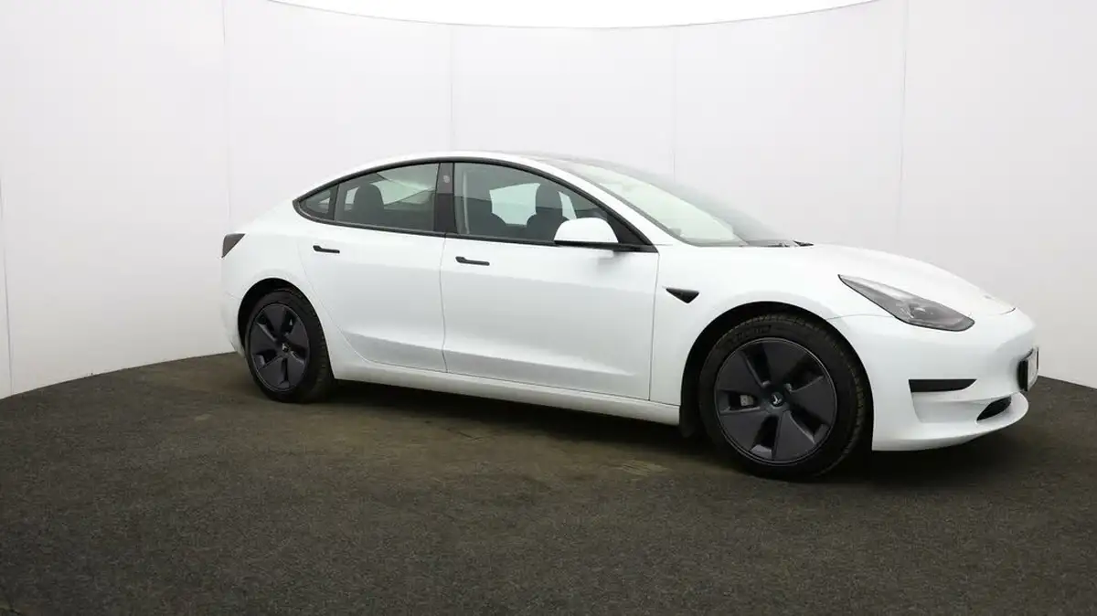2021-tesla-model-3-e-standard-plus-big-41