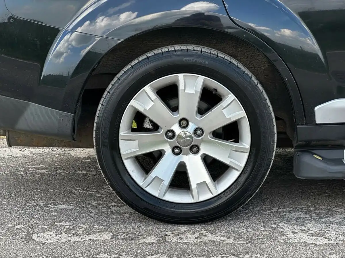 2008-mitsubishi-outlander-20td-elegance-big-15