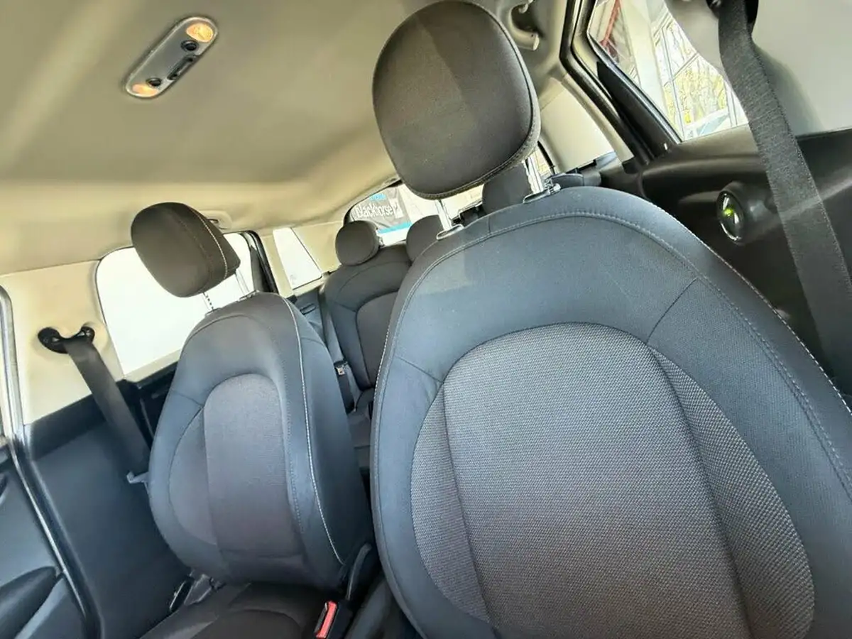 2018-mini-cooper-15-cooper-classic-ss-hatchback-5d-big-9